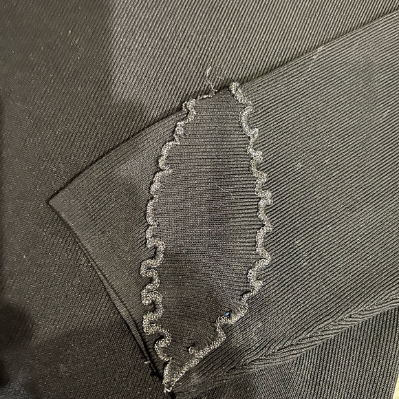 House of Gizel Sweater - 1X. - Picture 3 of 6